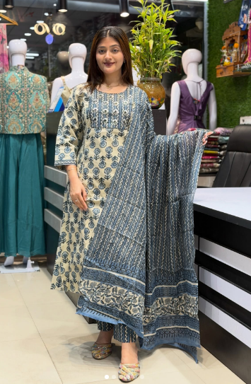 Grey Wine Luxury Wedding Ensemble thumbnail 1